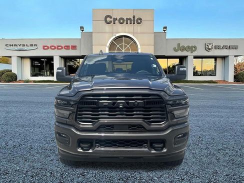 Used 2025 RAM 2500 Big Horn AWD/4WD image 8