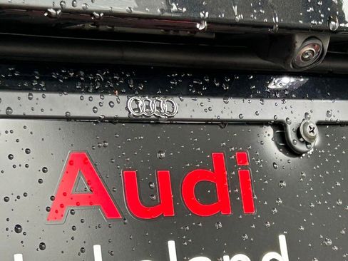 Used 2022 BMW Z4 M40i w/ Premium Package image 57