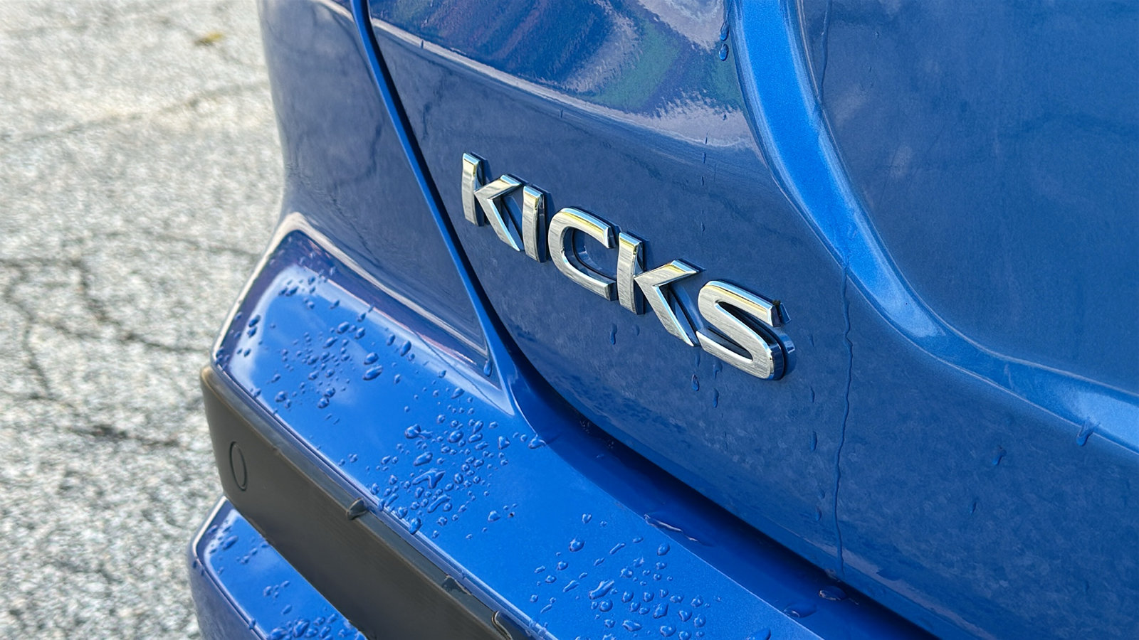 Certified 2024 Nissan Kicks S FWD image 9