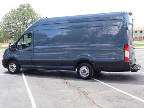 Used 2022 Ford Transit 250 148 High Roof Extended AWD w/ Parcel Delivery Package image 8