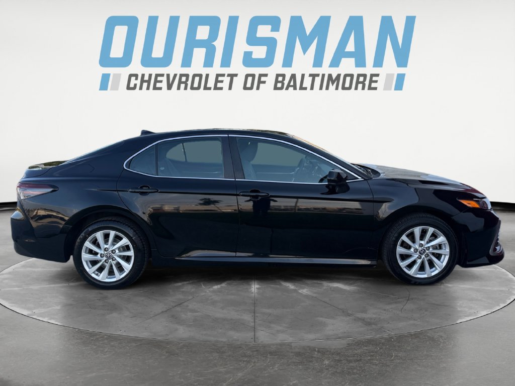 Used 2024 Toyota Camry LE AWD/4WD image 7