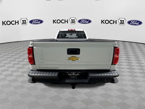 Used 2017 Chevrolet Silverado 1500 W/T w/ Trailering Package image 7