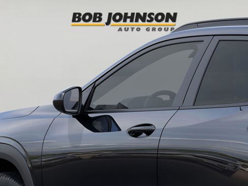 New 2026 Chevrolet Trax LT image 12