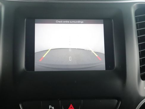 Certified 2019 Jeep Cherokee Latitude Plus image 8