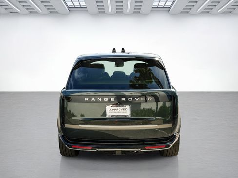 Certified 2025 Land Rover Range Rover SE AWD/4WD image 7
