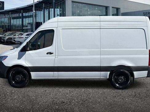 New 2026 Mercedes-Benz Sprinter 2500 image 7