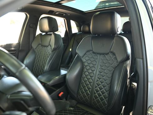Used 2019 Audi SQ5 Premium Plus AWD/4WD image 14