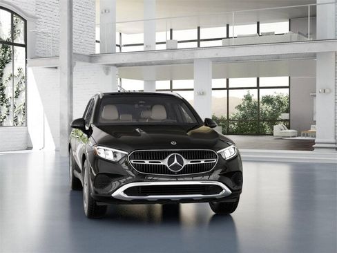 New 2026 Mercedes-Benz GLC 300 4MATIC image 8