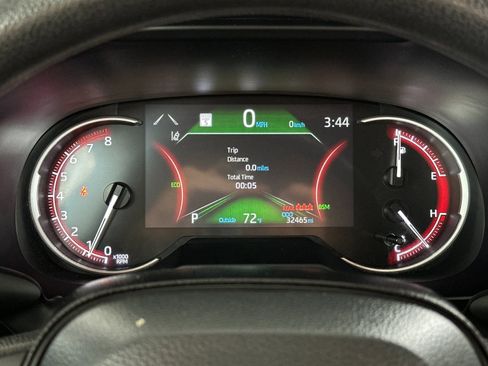Used 2025 Toyota RAV4 XLE FWD image 22