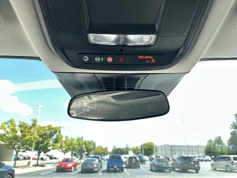 Used 2024 Honda Prologue EX image 27