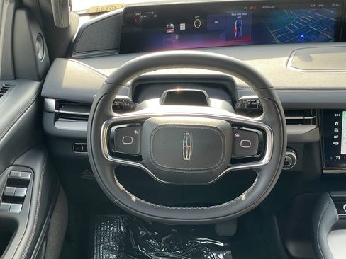 New 2025 Lincoln Navigator Reserve w/ Jet Appearance Package image 19