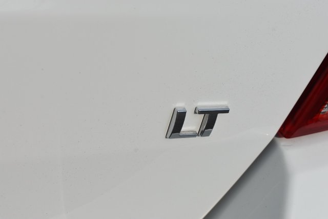 Certified 2019 Chevrolet Trax LT w/ LT Convenience Package AWD/4WD image 15