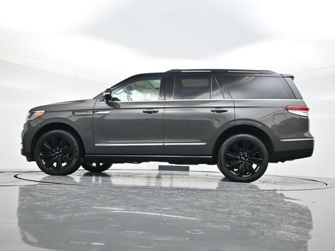 Used 2024 Lincoln Navigator Black Label image 56