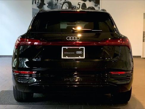 Used 2024 Audi Q8 e-tron Prestige w/ Prestige Package AWD/4WD image 6