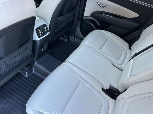 Used 2024 Hyundai Tucson Limited AWD/4WD image 12