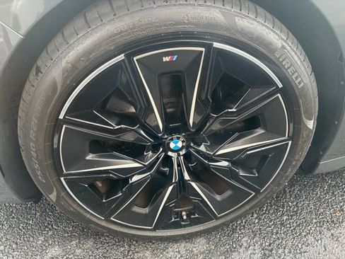 Used 2023 BMW 760i xDrive AWD/4WD image 4