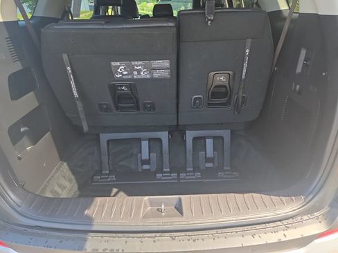 Certified 2026 Kia Carnival FWD image 16