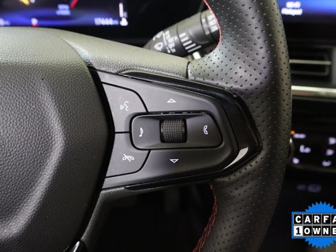 Used 2025 Chevrolet Trax RS w/ Driver Confidence Package FWD image 28
