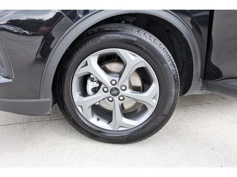 Used 2025 Ford Escape ST-Line FWD image 30