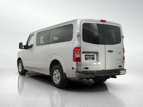 Used 2018 Nissan NV 3500 SL image 3