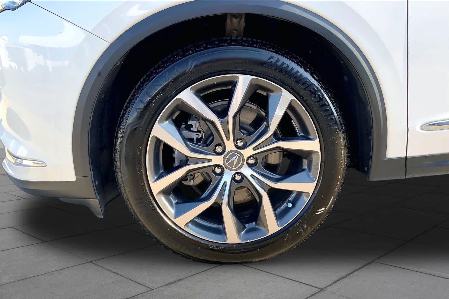 Used 2023 Acura MDX w/ Technology Package FWD image 10