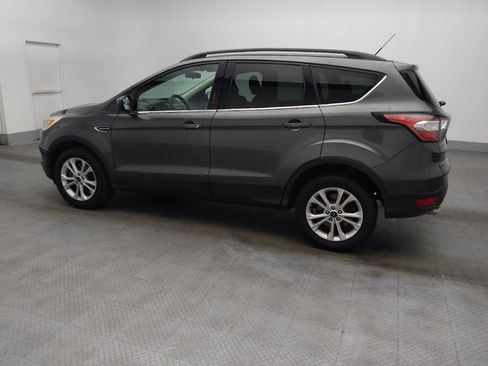 Used 2018 Ford Escape SE image 3