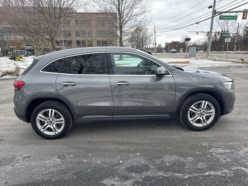 Used 2021 Mercedes-Benz GLA 250 4MATIC image 6