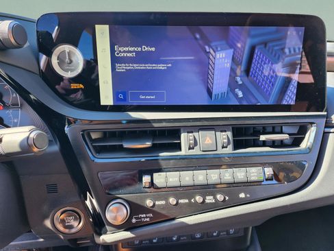 New 2025 Lexus ES 350 w/ Premium Package image 18