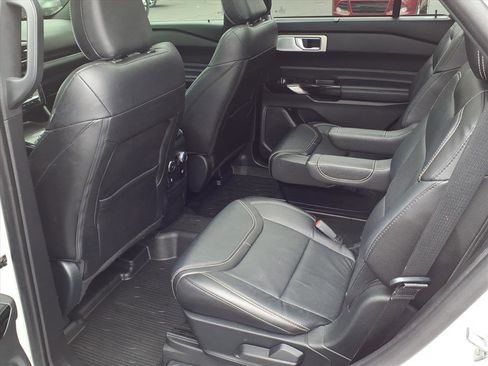 Certified 2022 Ford Explorer ST w/ Equipment Group 401A image 15