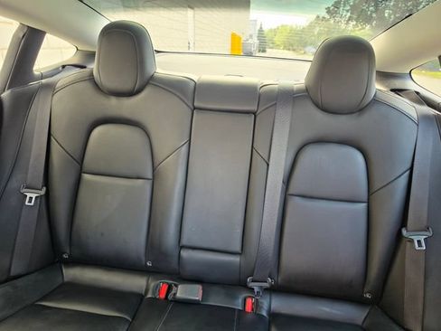 Used 2019 Tesla Model 3 Standard Range Plus RWD image 25