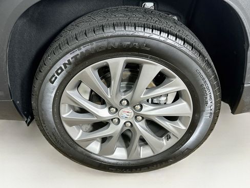 Used 2025 Buick Enclave Preferred FWD image 11