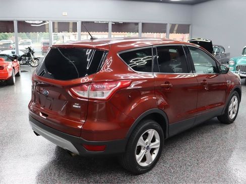 Used 2015 Ford Escape SE AWD/4WD image 4