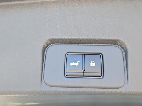 Certified 2023 Nissan Rogue Platinum w/ Platinum Premium Package FWD image 7