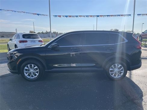 Used 2023 Honda CR-V LX image 2