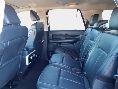 Used 2024 Ford Expedition Max XLT image 14