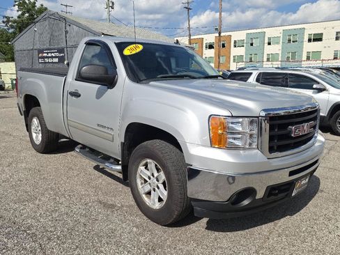 Used 2010 GMC Sierra 1500 SLE w/ SLE Preferred Package AWD/4WD image 3