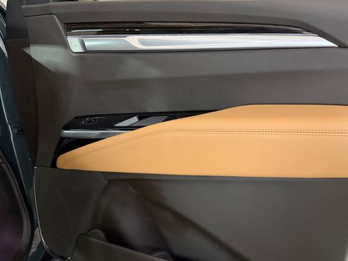 Used 2025 Cadillac Escalade Premium Luxury w/ LPO, Floor Liner Package AWD/4WD image 57