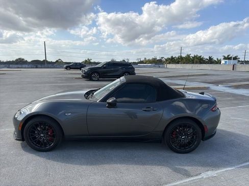 Used 2018 MAZDA MX-5 Miata Club w/ Brembo/BBS Package image 21