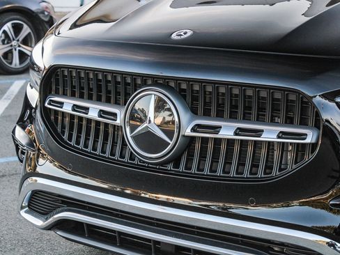 Certified 2025 Mercedes-Benz GLA 250 4MATIC image 6