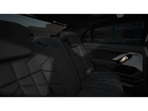 New 2026 BMW 760i xDrive image 12