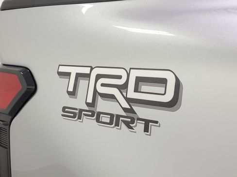 Certified 2025 Toyota Tacoma TRD Sport AWD/4WD image 9