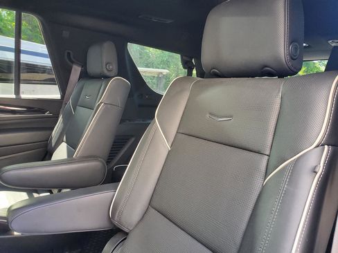 Used 2021 Cadillac Escalade Sport w/ Driver Assist Tech Package AWD/4WD image 72