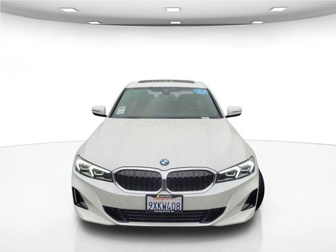 Used 2026 BMW 330i Sedan w/ Premium Package RWD image 4