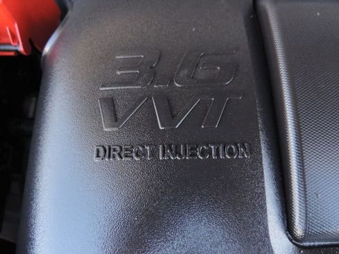 Used 2015 Buick Enclave Premium w/ Experience Buick Package image 32