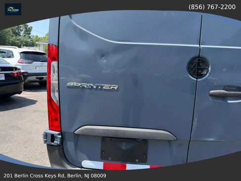 Used 2019 Mercedes-Benz Sprinter 144 image 24