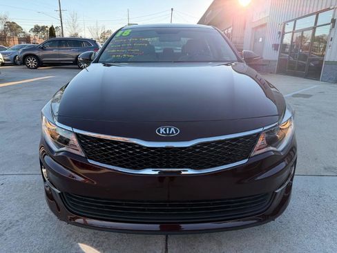Used 2018 Kia Optima LX w/ 17" Alloy Wheels Package image 18