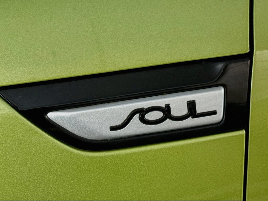 Used 2019 Kia Soul FWD image 11