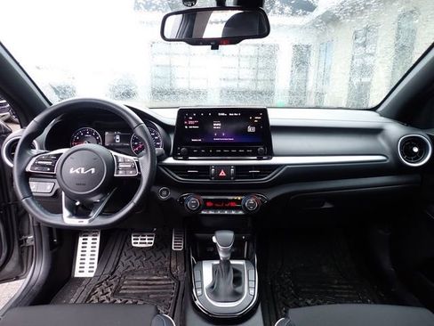 Certified 2023 Kia Forte GT-Line w/ GT-Line Premium Package image 10