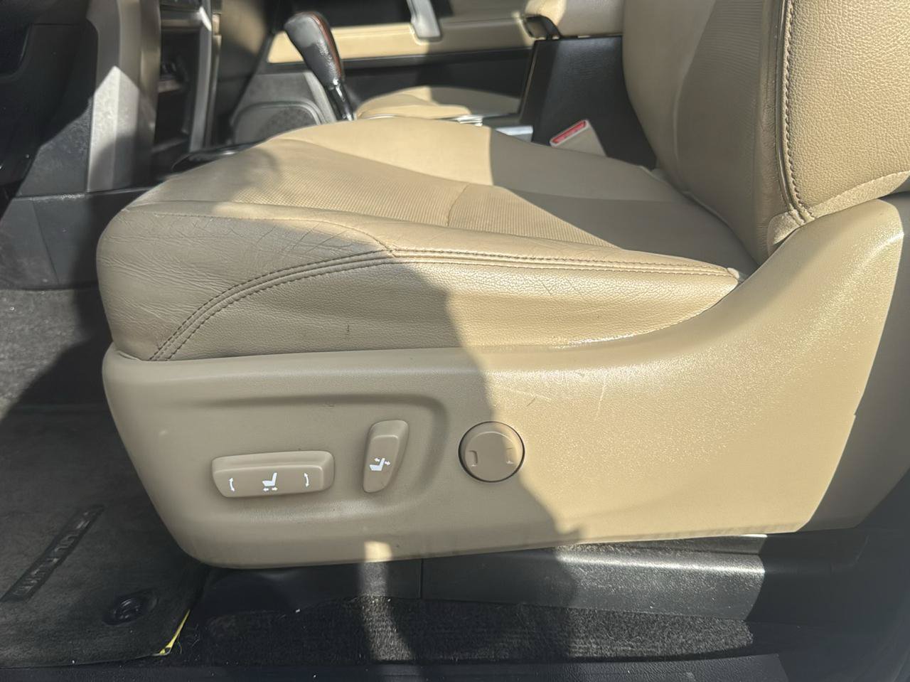 Used 2018 Toyota 4Runner Limited RWD image 19