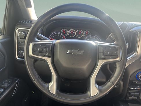 Used 2020 Chevrolet Silverado 1500 LT Trail Boss image 7